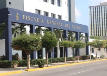 Se mantiene línea de robo de vehículo en homicidio de Cuén: FGE