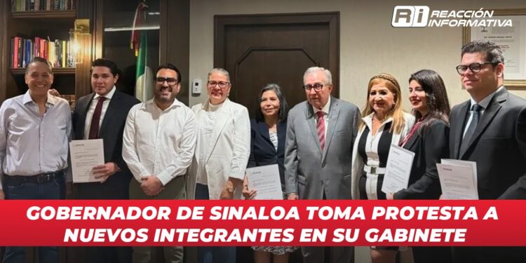 Gobernador de Sinaloa toma protesta a nuevos integrantes en su gabinete