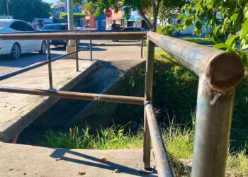 Para evitar otra tragedia, Gobierno busca colocar barandales en canales y zonas de riesgo por próximas lluvias