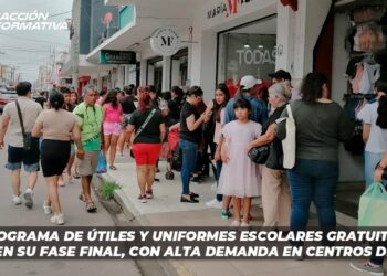 Programa de Útiles y Uniformes Escolares Gratuitos entra en su fase final, con alta demanda en centros de canje
