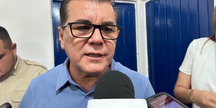 Alcalde promete seguridad permanente; rehabilitarán 13 casetas, la de Santa Fe no está en la lista