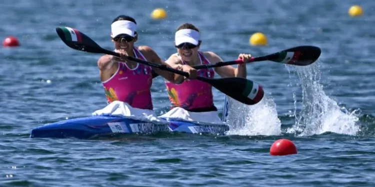 Karina Alanís y Beatriz Briones, a semifinales en Kayak