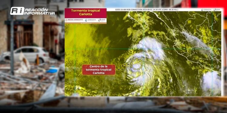 Huracán «Carlotta» se intensifica y podría alcanzar categoría 3