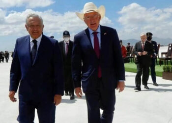 “No es posible que un embajador extranjero opine lo que está bien o mal en México: AMLO tras dichos de Ken Salazar sobre Reforma Judicial