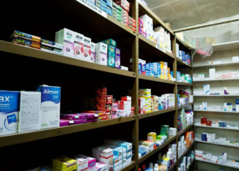 Experta advierte de riesgos de automedicación irresponsable en 80 % de los mexicanos