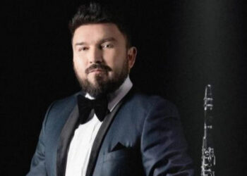 Poncho Lizárraga, líder de Banda El Recodo, denuncia que los bajaron del escenario en Bogotá: “es una grosería”