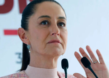 Sheinbaum niega una dictadura en México ante el control del Congreso y la reforma judicial
