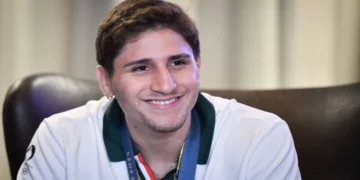 Marco Verde vuelve a México con su futuro en el aire en el boxeo