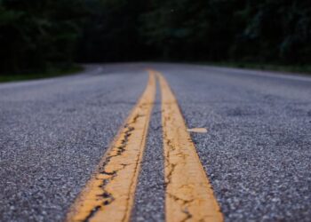 Accidente de tráiler con gasolina provoca cierre temporal de maxipista Culiacán- Mazatlán