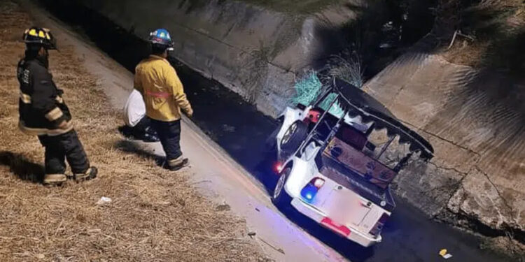 Pulmonía termina al fondo de canal pluvial en Mazatlán en área de la Marina
