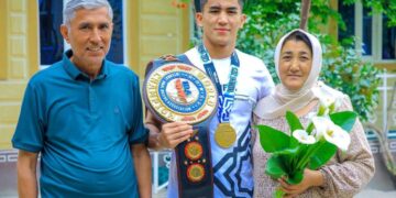 ¿Quién es Asadkhuja Muydinkhujaev? Boxeador que peleará contra Marco Verde en la Final de París 2024