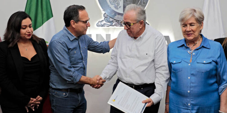 Recibe Rocha quinteta para proponer al titular de la FGE