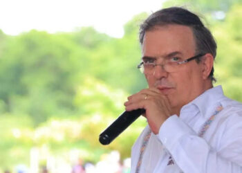 “Que no nos amenacen con eso”: Ebrard responde a Ken Salazar