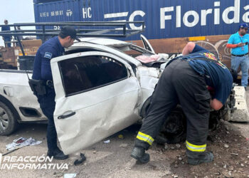 Automovilista intenta ganarle al tren y es arrollado; los hechos al norte de Mazatlán