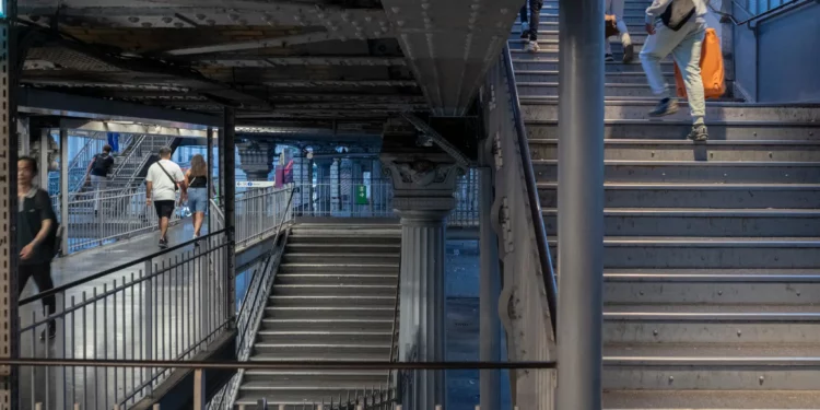 París es una utopía para los atletas paralímpicos, mientras no abandonen la Villa Paralímpica