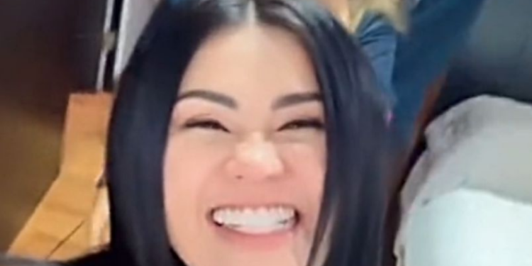 Gomita se entera que le dicen Maui y Mamá Coco, así reaccionó: VIDEO