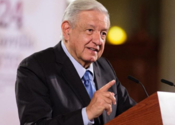 AMLO reacciona a las declaraciones de Ken Salazar sobre reforma Judicial