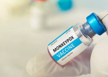 OMS autoriza primera vacuna contra viruela del mono para reforzar la respuesta a la enfermedad en África