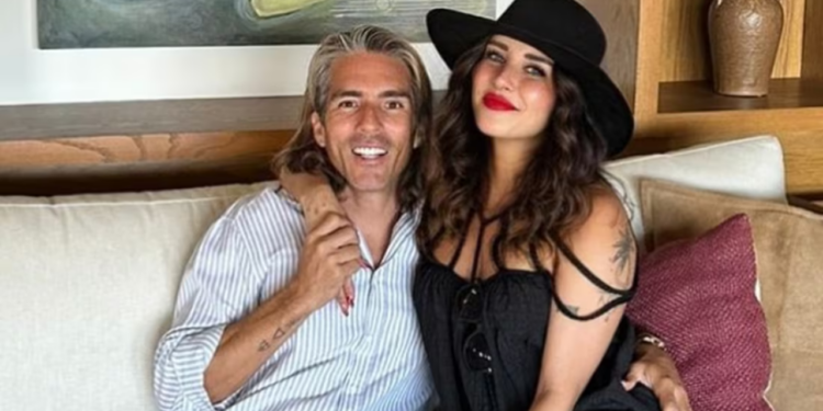 Exesposo de Galilea Montijo presume a su novia, también es conductora de Televisa
