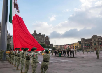 AMLO y Sheinbaum rinden homenaje a víctimas de sismos de 1985 y 2017