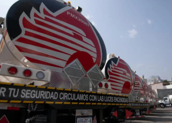 López Obrador recomienda a Sheinbaum seguir con el rescate de Pemex