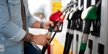 Subsidio a gasolinas beneficia a consumidores de las fronteras; el resto no tendrá apoyo, otra vez