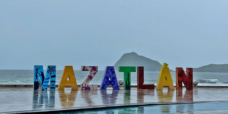 Calor húmedo y lluvias débiles se pronostican para este inicio de semana en Mazatlán