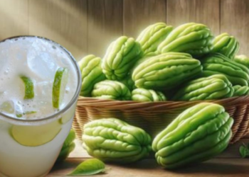 No sólo para bajar de peso; cuáles son los beneficios de tomar agua de chayote