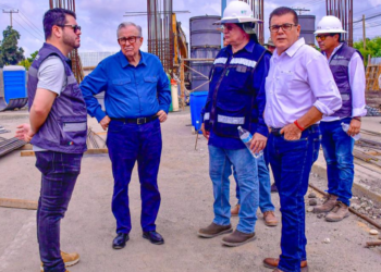 Rocha supervisa construcción de obras viales en Mazatlán