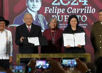 AMLO firma reformas constitucionales de Guardia Nacional y a favor de los pueblos indígenas