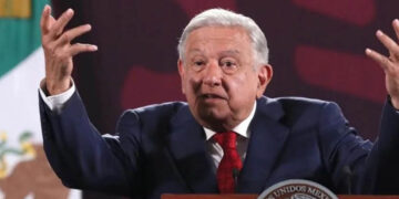 AMLO deja abierta la posibilidad de tener seguridad tras salir del cargo, a pesar de haber eliminado al Estado Mayor Presidencial