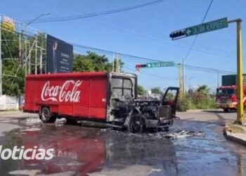 Restablecen circulación por Costerita; SSP tras quema de unidades en ese sector