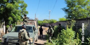 Asesinados y con un carrito de juguete localizan a dos hombres en la colonia El Barrio, Culiacán