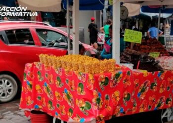 Gobierno y COEPRISS buscarán convenio que mejore situación de alimentos vendidos en la calle