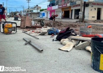 Con 3 meses de retraso, constructora que “moderniza” Av. Insurgentes aún NO concluye la primera etapa