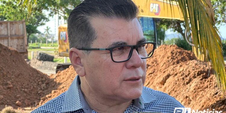 SEMARNAT podría condicionar permiso de construcción a cambio de acceso de playa en Barra al Mar: Alcalde