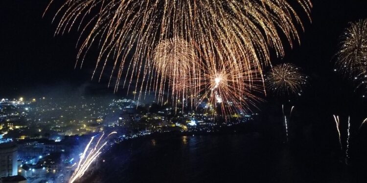 Empresas de pirotecnia ya comienzan a resentir la cancelación de su trabajo
