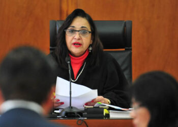 Ministra Norma Piña consulta a la SCJN para determinar si se puede suspender la discusión de la reforma judicial