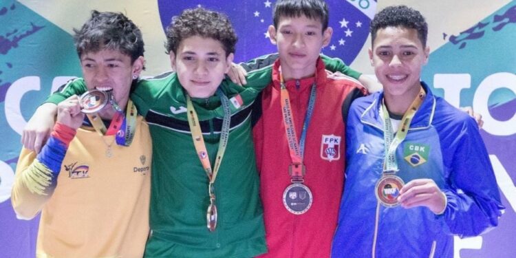 México conquista 17 medallas en el Campeonato Panamericano de Karate Júnior en Brasil