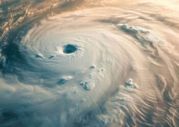 Tormenta tropical John se intensifica; tocará TIERRA en México como HURACÁN categoría 2: ¿qué estados golpeará?