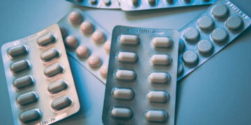 Cofepris alerta sobre falsificación de analgésicos y antigripales