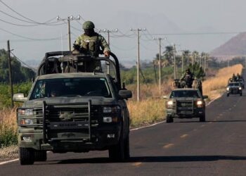 Encuentran a dos hombres asesinados al sur de Culiacán || RI Noticias