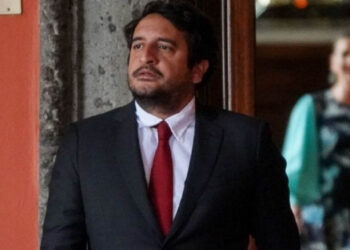 AMLO confirma que su hijo Andrés López Beltrán buscará un cargo dentro de Morena