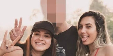 Por una foto haciendo señas: sicarios confunden a 2 hermanas con miembros de un cártel y las matan
