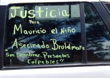 Hallan muerto a niño de 8 años tras robo del auto en el que viajaba