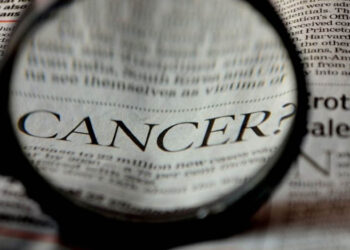 ¿Qué tanto influyen los antecedentes familiares para tener cáncer? Experto lo aclara