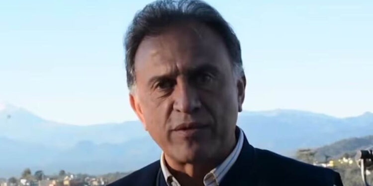 Yunes llamó “loco” a AMLO; ahora, su voto podría aprobar la reforma judicial