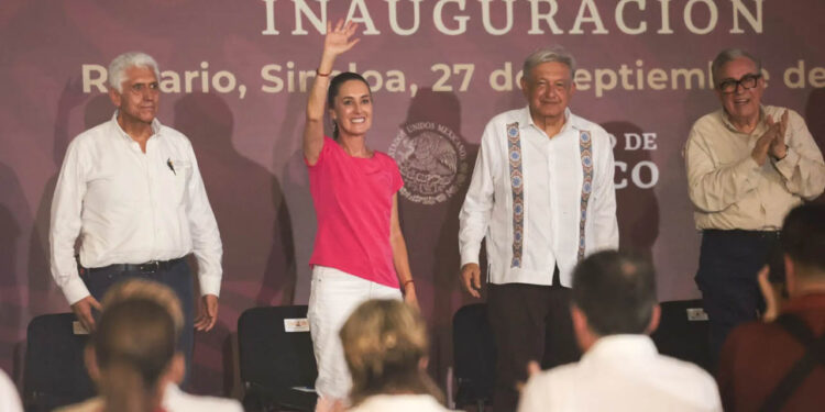 Otra vez AMLO minimiza violencia en Sinaloa; Sheinbaum respalda a Rubén Rocha