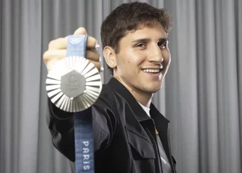 Marco Verde revela detalles sobre su debut en el boxeo profesional: Peso, primera pelea, objetivos…