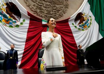Celebra Rocha Moya la llegada de Claudia Sheinbaum como primera Presidenta de México